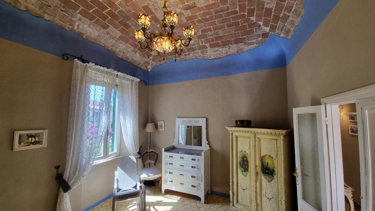 La Terrazza Nel Cuore Di Capoliveri Luaran gambar