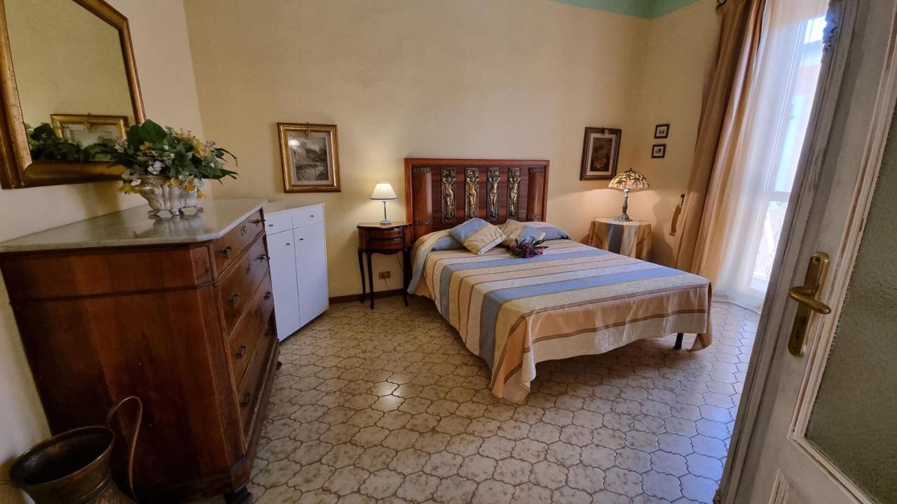 La Terrazza Nel Cuore Di Capoliveri Luaran gambar